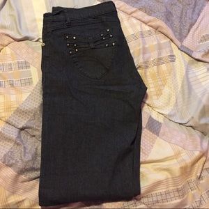 Black Tapered Jeans 👖. Not solid black